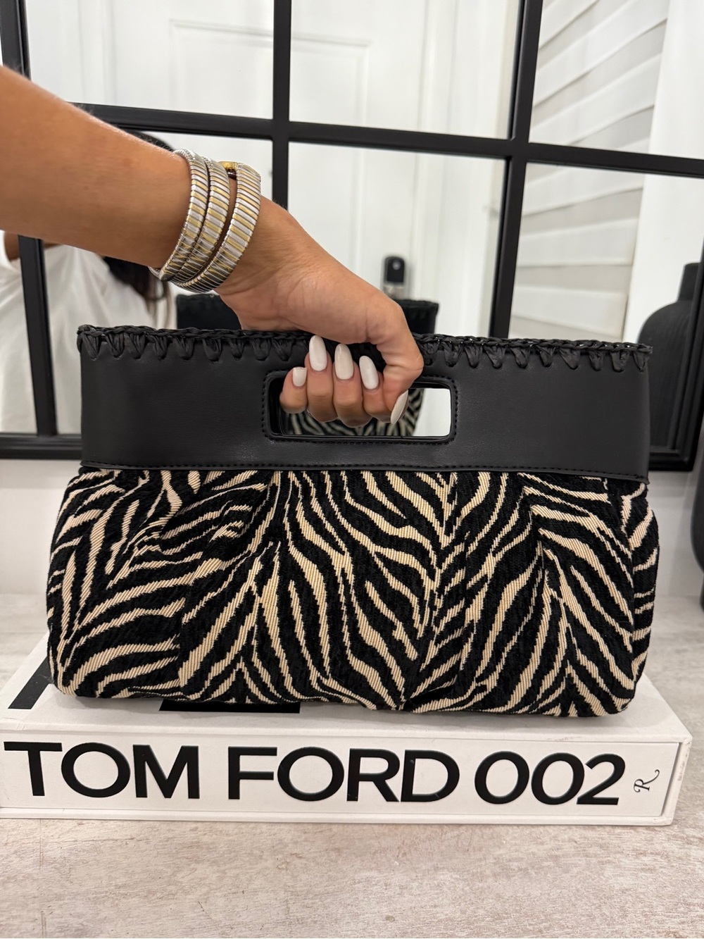 Urban Expressions Black & Beige Zebra Handle Clutch